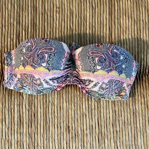 Victoria’s Secret bikini top